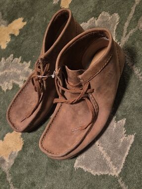Clarks Women's Brown Suede Moccasin Lace-Up Shoes